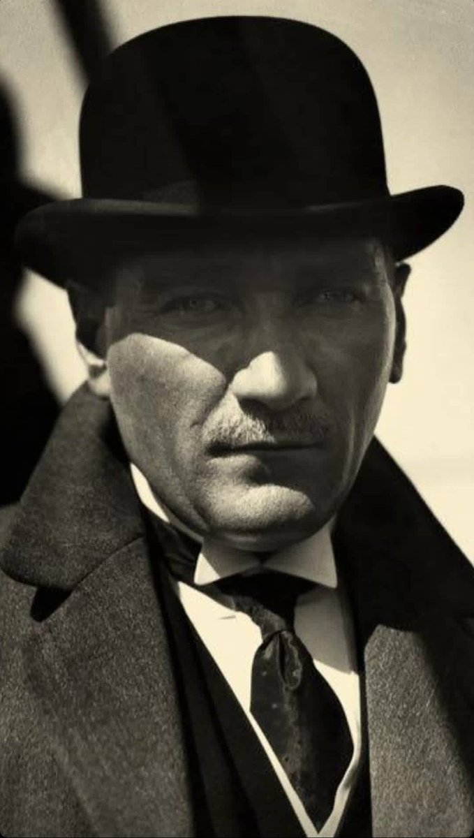efebnli's tweet photo. 100.yıl | Atatürk'ün sevdiği şarkılar
Müzeyyen Senar https://t.co/721BcsTyuG