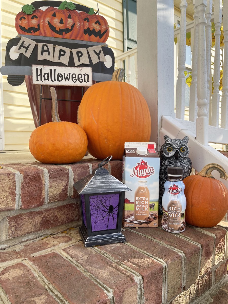 🕸️🦇 The countdown to Halloween is on, and Maola Milk is ready to add a touch of magic to your celebrations! Elevate your spooky celebration with our velvety smooth chocolate milk - the Official Drink of Halloween. 🕷️🥤 

#MaolaMilk #Halloween #Halloween2023 #Spooky #SpookySeason