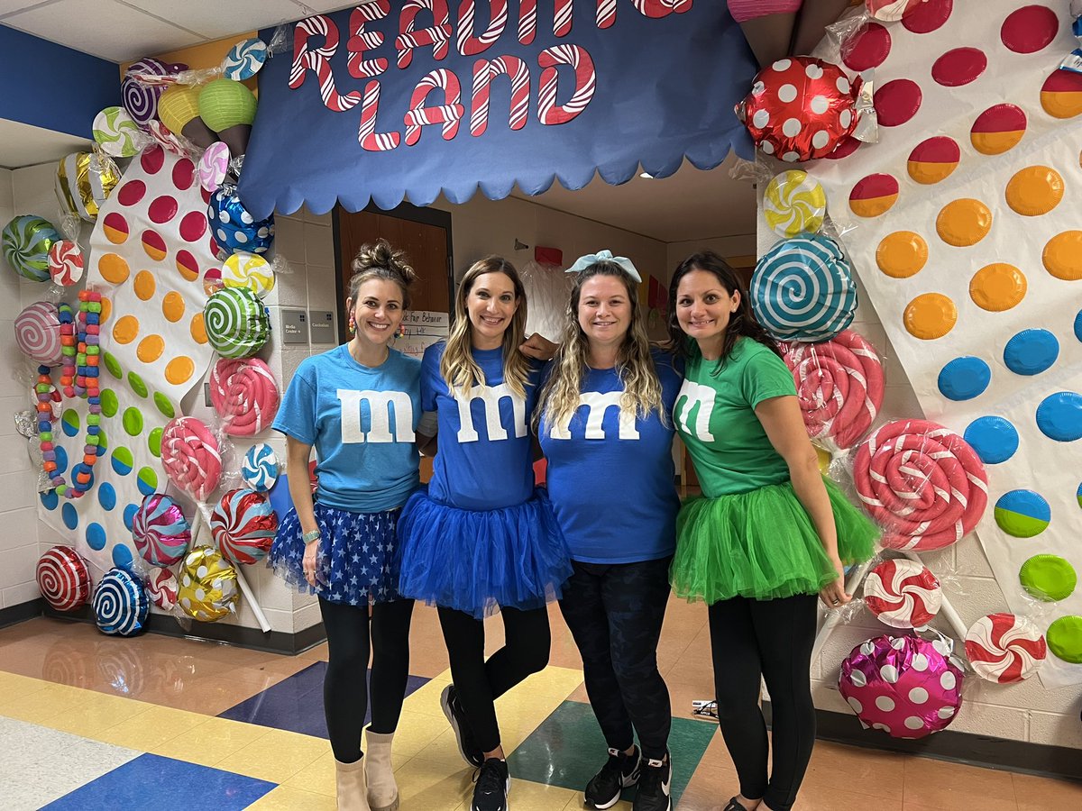 classrmsanders's tweet image. 4th grade teachers @SLCSBrummer