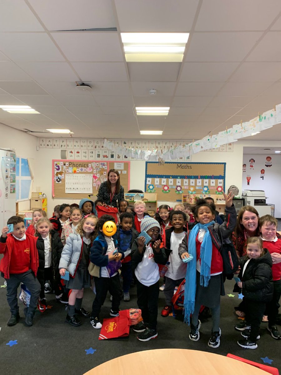 NewParkPrimary's tweet photo. #NP_RM finishing our first half term together in RM. A special goodbye and good luck to Mrs Roberts, our lovely TA, whoβs last day was today. We will all miss her lots β€οΈ https://t.co/Qz7uADgKpF