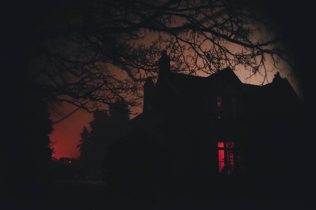 Jamie_P_Harris's tweet photo. some dark ass spooky photos i took back in 2021

#sonyalpha #photography #NightPhotography #Halloween #7artisans https://t.co/BP5vXsRwMR