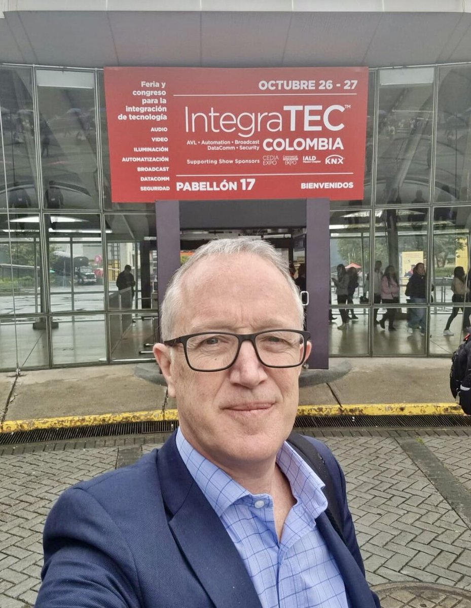 VuWall's tweet image. VuWall heads to Colombia! Visiting our partners and presenting at IntegraTEC™ Colombia: AV over IP Networked Video Walls: The Evolution of Control Rooms. Thank you to all of our amazing partners in Latin America! #videowallsolutions #controlroomsolutions