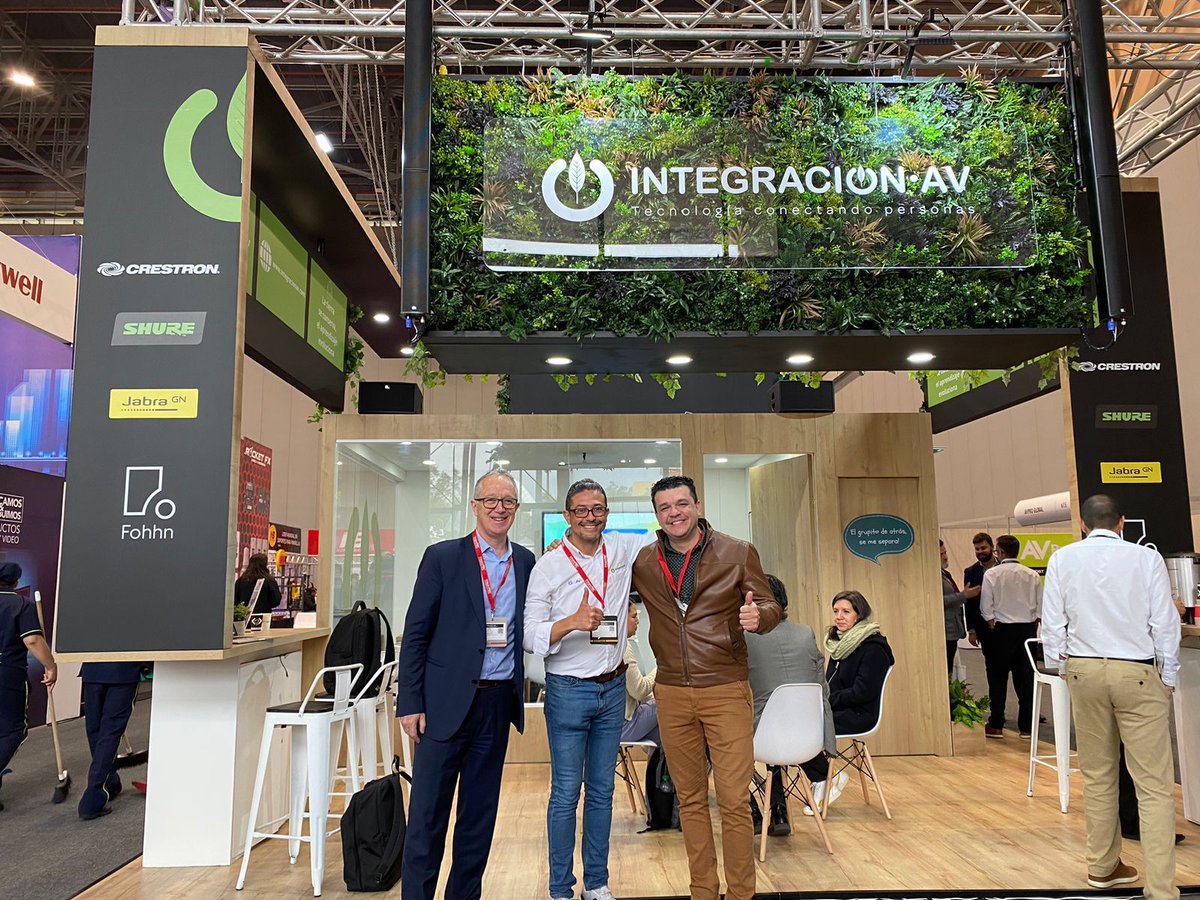 VuWall's tweet image. VuWall heads to Colombia! Visiting our partners and presenting at IntegraTEC™ Colombia: AV over IP Networked Video Walls: The Evolution of Control Rooms. Thank you to all of our amazing partners in Latin America! #videowallsolutions #controlroomsolutions