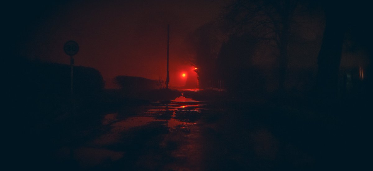 Jamie_P_Harris's tweet photo. some dark ass spooky photos i took back in 2021

#sonyalpha #photography #NightPhotography #Halloween #7artisans https://t.co/BP5vXsRwMR