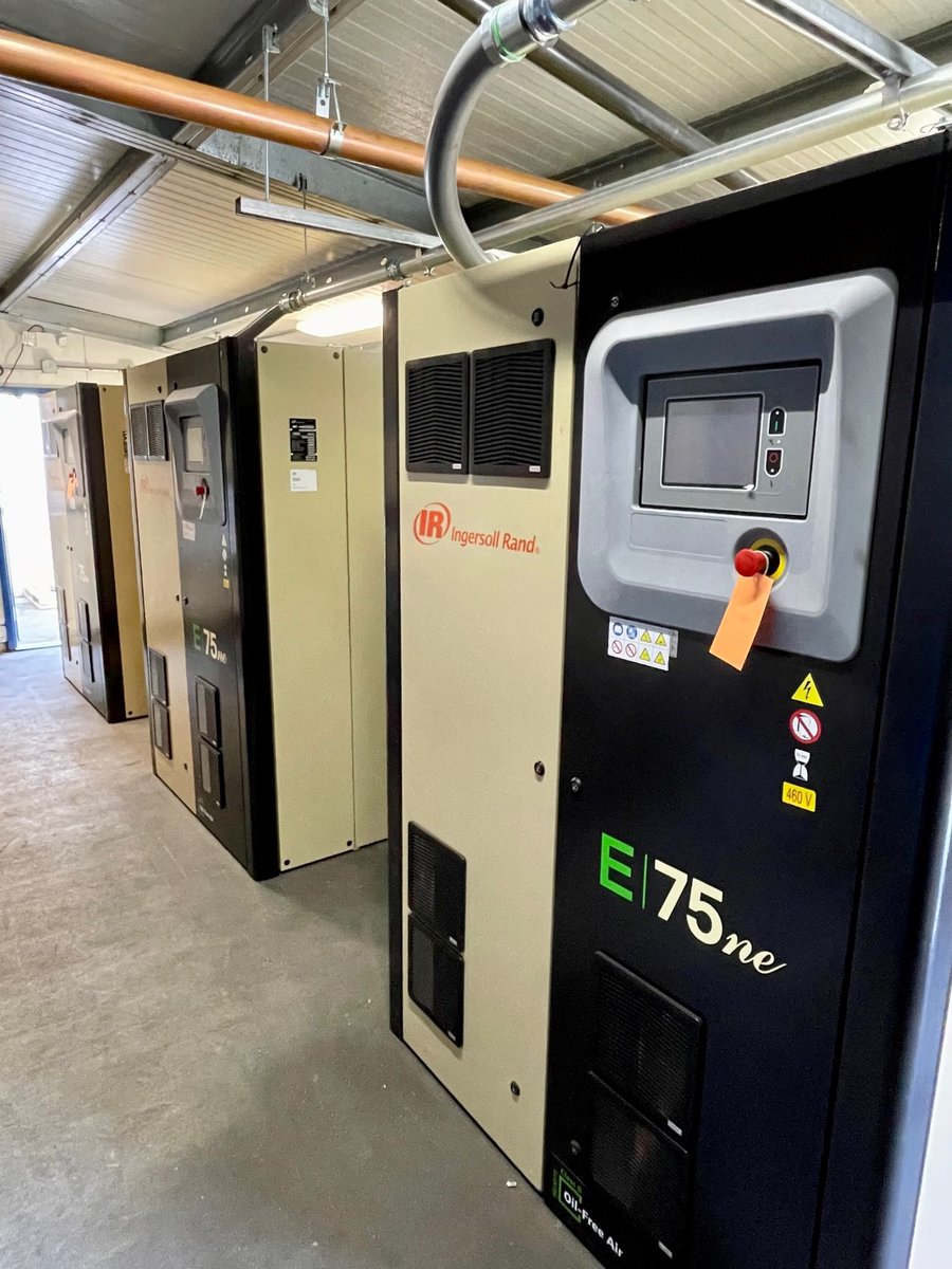 ciscoair's tweet photo. Install at a Fully Integrated Chocolate
Supplier and Manufacturer in the San Francisco Bay Area #ingersollrand #Compressors #Ciscoairsystems https://t.co/LmN48QDRbR