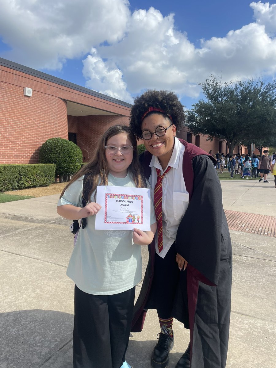 Kaitlyn Batson tweet media