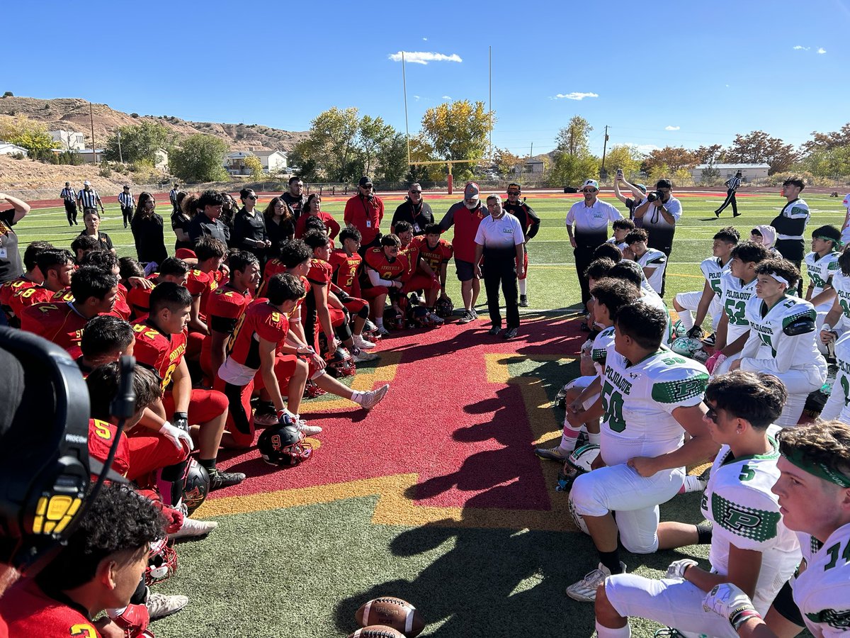 _NMAA's tweet photo. Pojoaque vs Espanola Valley pregame #CompeteWithClass https://t.co/I0jbF7VG18