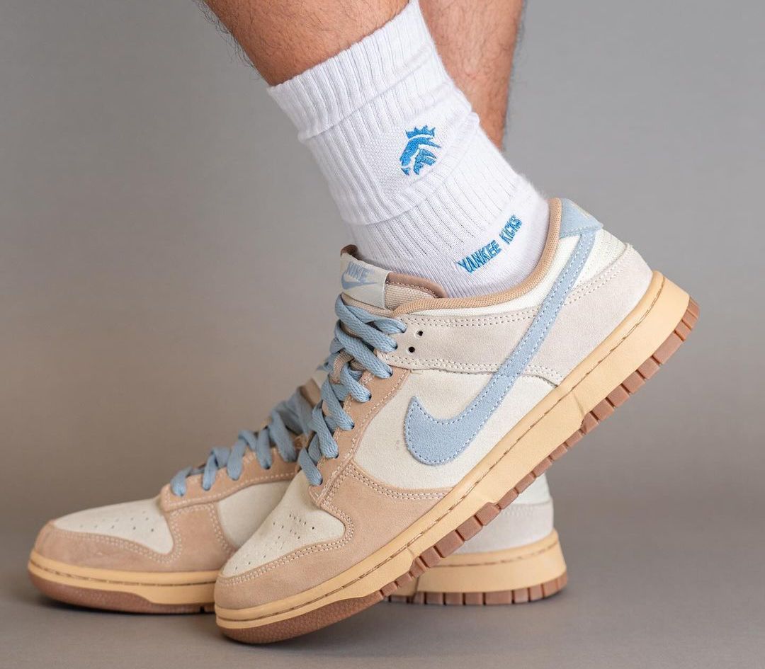 JustFreshKicks's tweet photo. Nike Dunk Low "Armory Blue" Releasing in 2024 🧊 https://t.co/X1CzbLAbws https://t.co/0WGc79A27B
