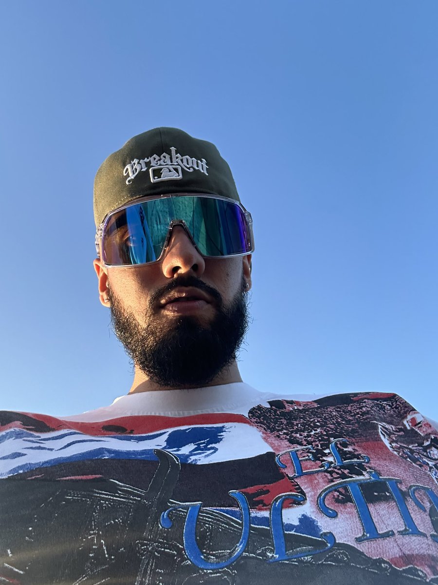 Trudreew's tweet photo. 🌐🌐 https://t.co/PDecl0sg30