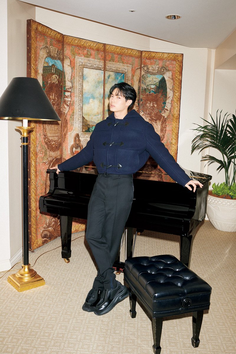 GQ JAPAN tweet media