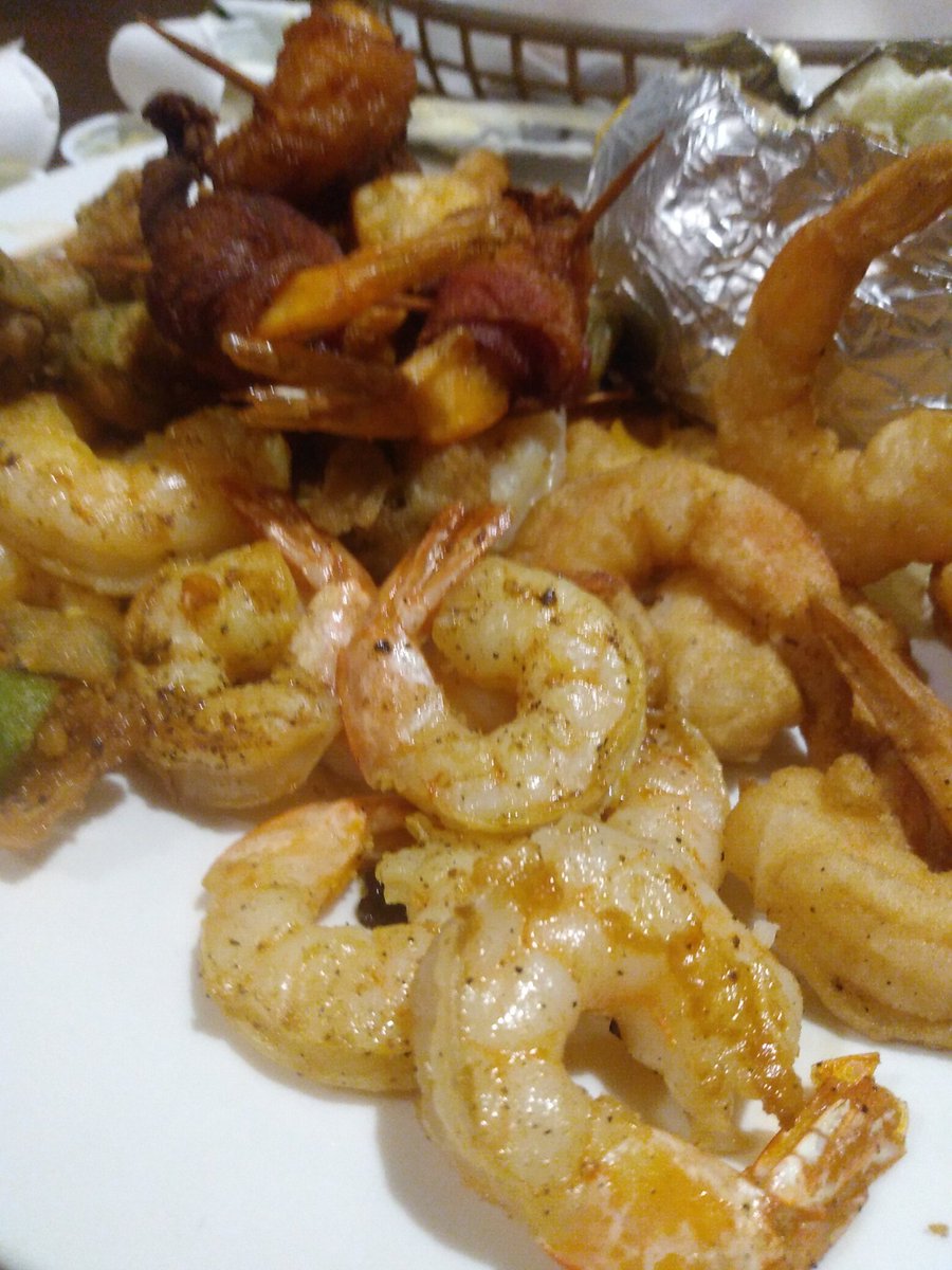 The only 3 way I want is with these shrimp!😅