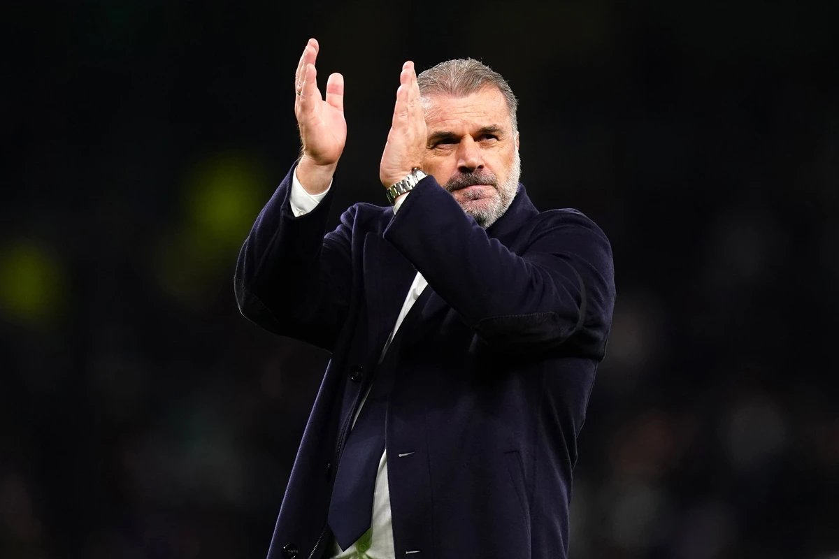 COYS_com's tweet photo. Tottenham Hotspur are five points clear at the top of the table and unbeaten in the first ten league games of the season. 

Ange Postecoglou 👏 https://t.co/EpvK7tkF3S
