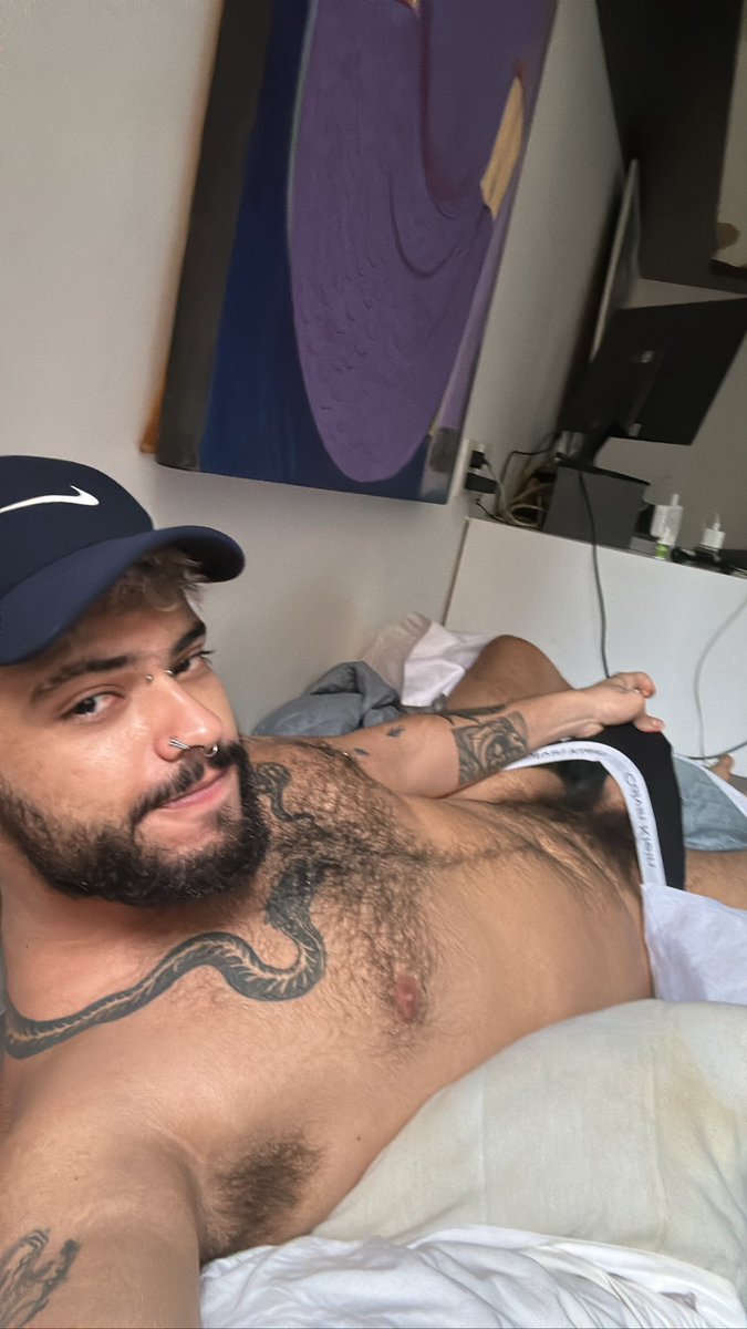 vbarreiratt's tweet photo. sextou meio que assim hoje https://t.co/ugDZ0DNO6M