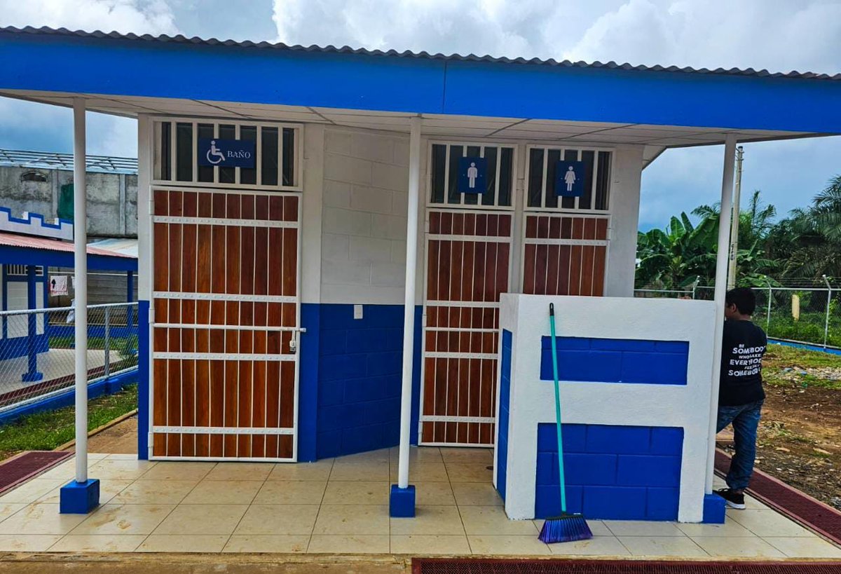 ❗️Buen Gobierno Sandinista 🔴⚫️✊️ garantiza la educación gratuita de calidad, hoy vemos construido el Centro Educativo Rubén Darío, ubicado en la comunidad Flor de Pino, del municipio de Kukra Hill, Caribe sur.

#Nicaragua 
#FSLNOctubreVictorioso 
<a href="/minednicaragua/">Ministerio de Educación Nicaragua</a>