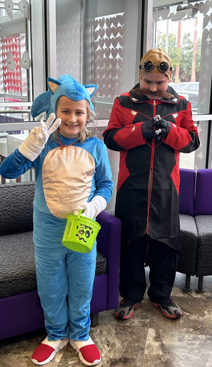 SunshineBraids's tweet photo. We had so much fun today at JASA’s “No tricks just treats” event! https://t.co/eNPg4PnxZB