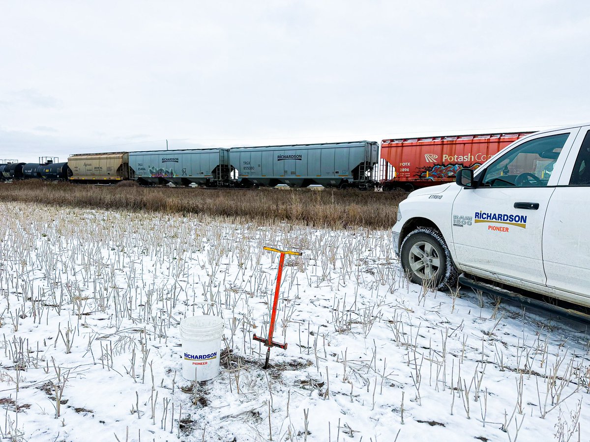Gotta snap a pic when you’re in the presence of multiple Richardson logos 😉 <a href="/RPCropWatch/">Richardson Pioneer</a> #soilsampling #train #grain