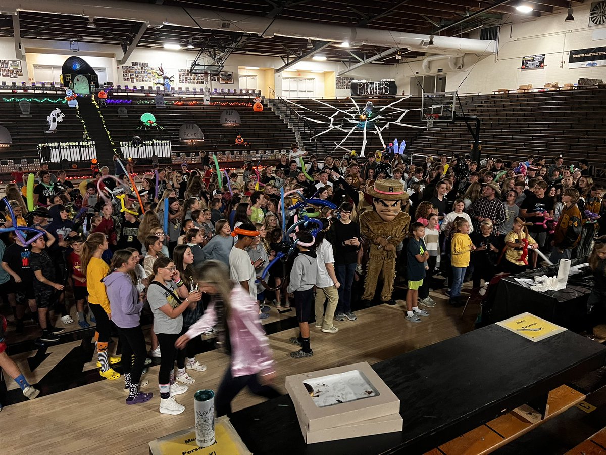Way to go, Boonville! We love seeing our community come together! Since we are the last school in Sunrise School Spirit, our total is going to stay secret until <a href="/14News/">14 News</a> can crown the winner next week! Stay tuned, Boonville!