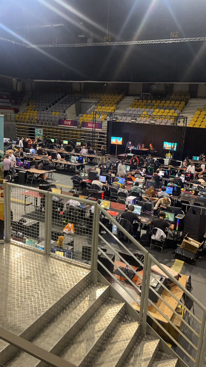 Mikaa2k. tweet media