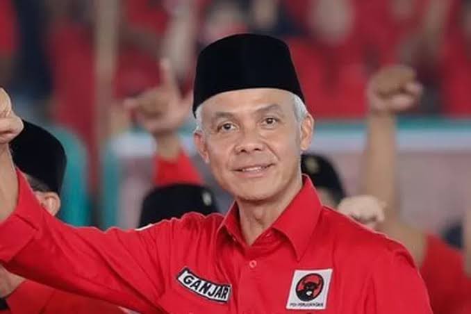 Selamat ulang tahun pak ganjar pranowo. Semoga sehat panjang umur bahagia dan menjadi presiden RI ke 8.