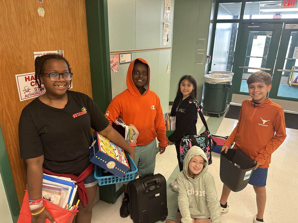 We had anything but a backpack day, very creative students❣️❣️