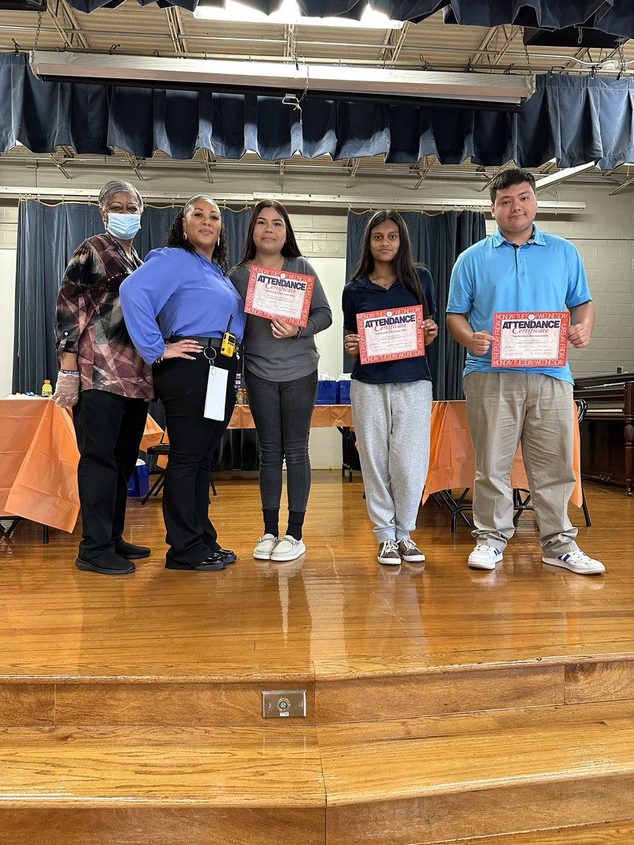 High School Ahead Academy tweet media