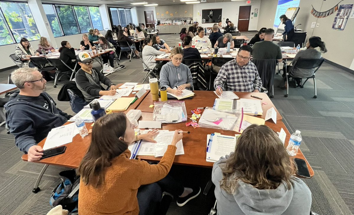 Amy Kowalski tweet media