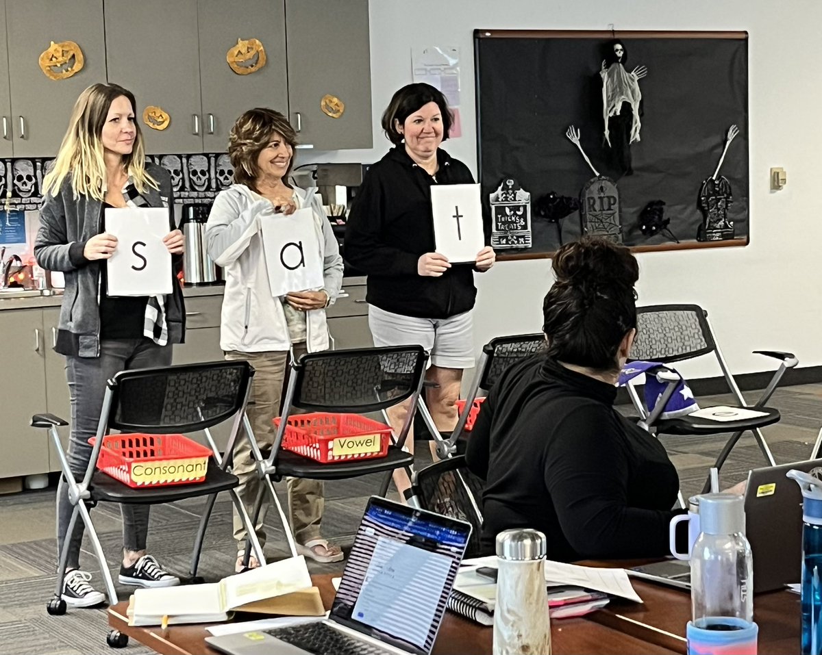 Amy Kowalski tweet media