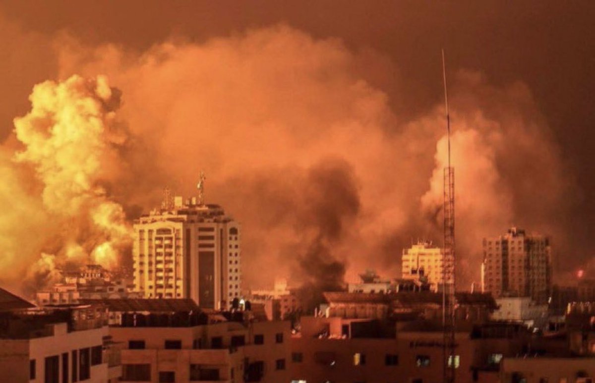 Kwdeelo's tweet photo. #غزه_الان امام مذابح لم تشهدها من قبل .. 

حسبي الله ونعم الوكيل اللهم انصرهم وارحمهم برحمتك https://t.co/2TEC31p84h