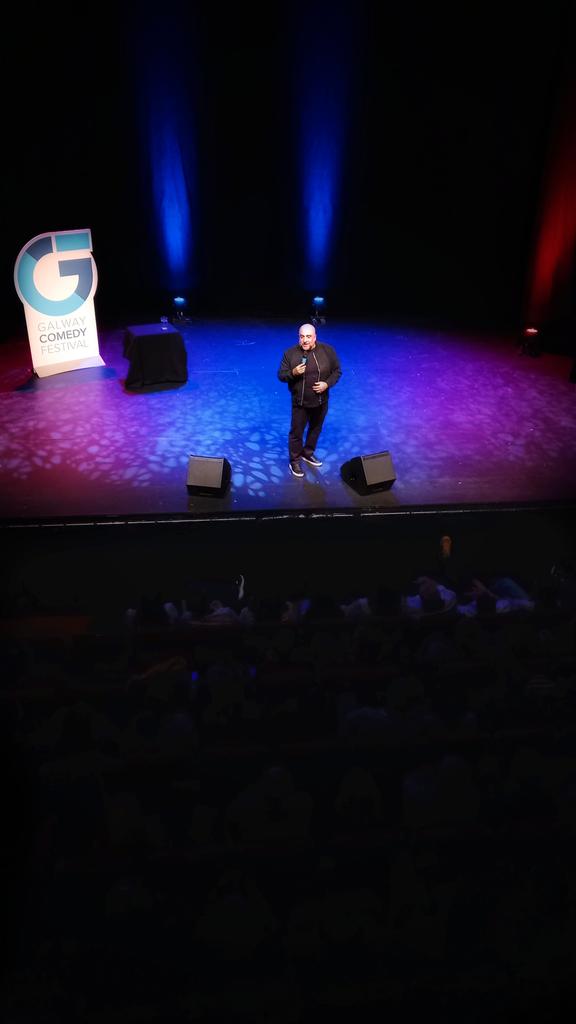 Dean Kelly's on @deankelly.bsky.social (@deankellyarts) on Twitter photo Not bad for a Kensington lad, eh eh... but must say the generous message of love from #OmidDjalili in Galway tonight was refreshing in our jaded world, oh, and the funny. But can't agree with the baldie abuse 😆🤦♂️👩🦲💣💥 don't be a stranger <a href="/omid9/">Omid Djalili</a> #balconybaldie #comedy #galway Not bad for a Kensington lad, eh eh... but must say the generous message of love from #OmidDjalili in Galway tonight was refreshing in our jaded world, oh, and the funny. But can't agree with the baldie abuse 😆🤦♂️👩🦲💣💥 don't be a stranger <a href="/omid9/">Omid Djalili</a> #balconybaldie #comedy #galway