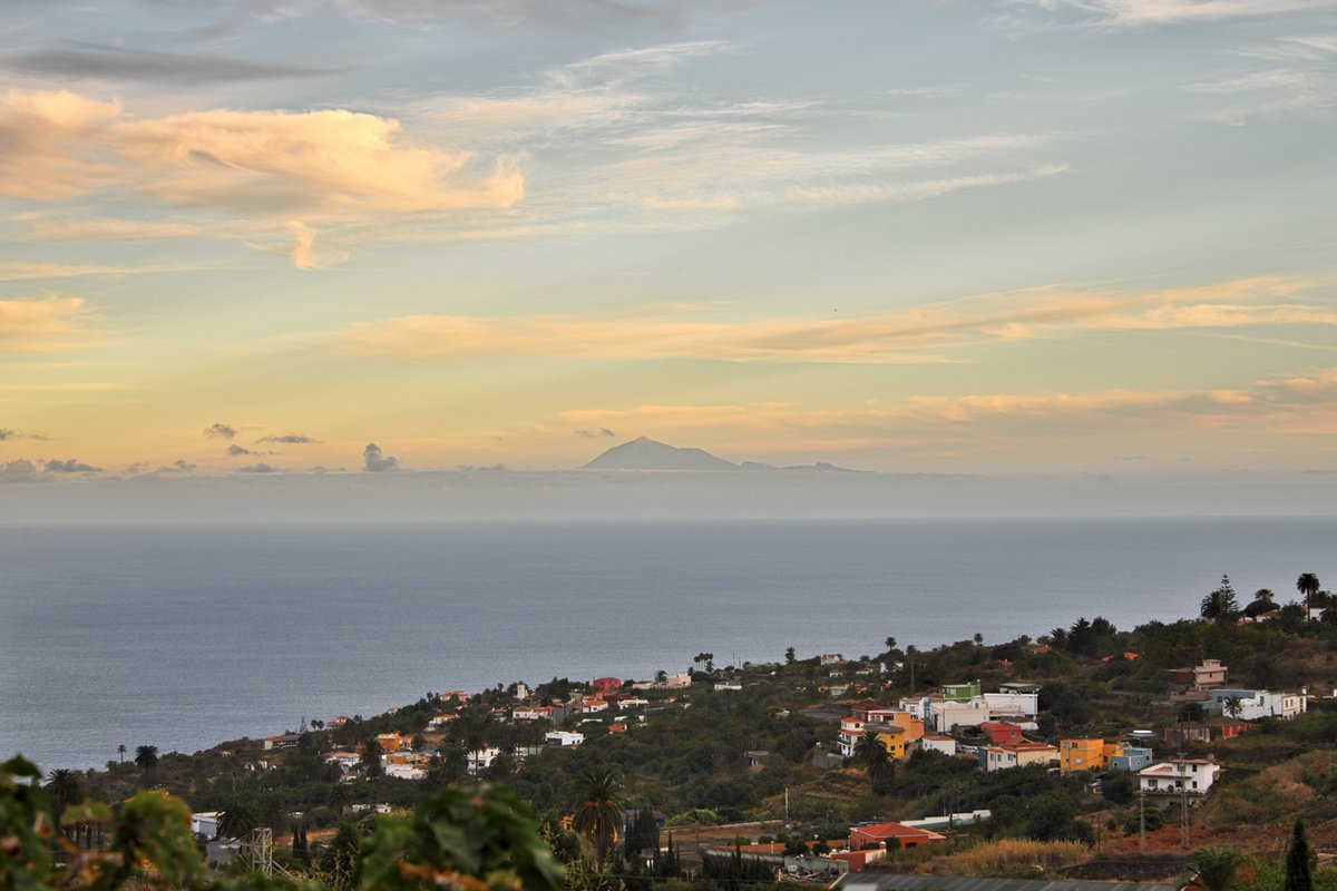 Final por hoy.
-Atardecer sobre el Teide desde Breña Alta-
#BreñaAlta #Atardeceres #mauro_fotos