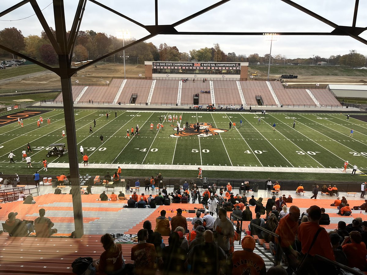 MattKiraly's tweet image. Let’s get it started!!

Pregame at 6:30. Kickoff at 7:00. Only on q92radiosports.com

#Q92Sports
#Score7