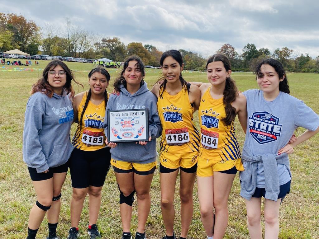 CristoReyOKC's tweet photo. Congratulations to our girl’s cross country team for placing SECOND at the conference championship in Arkansas! 🎉👏🏽

This is the first time our Royals have received a plaque at the championship! 🏃🏻‍♀️👟 https://t.co/PJ888doyNt