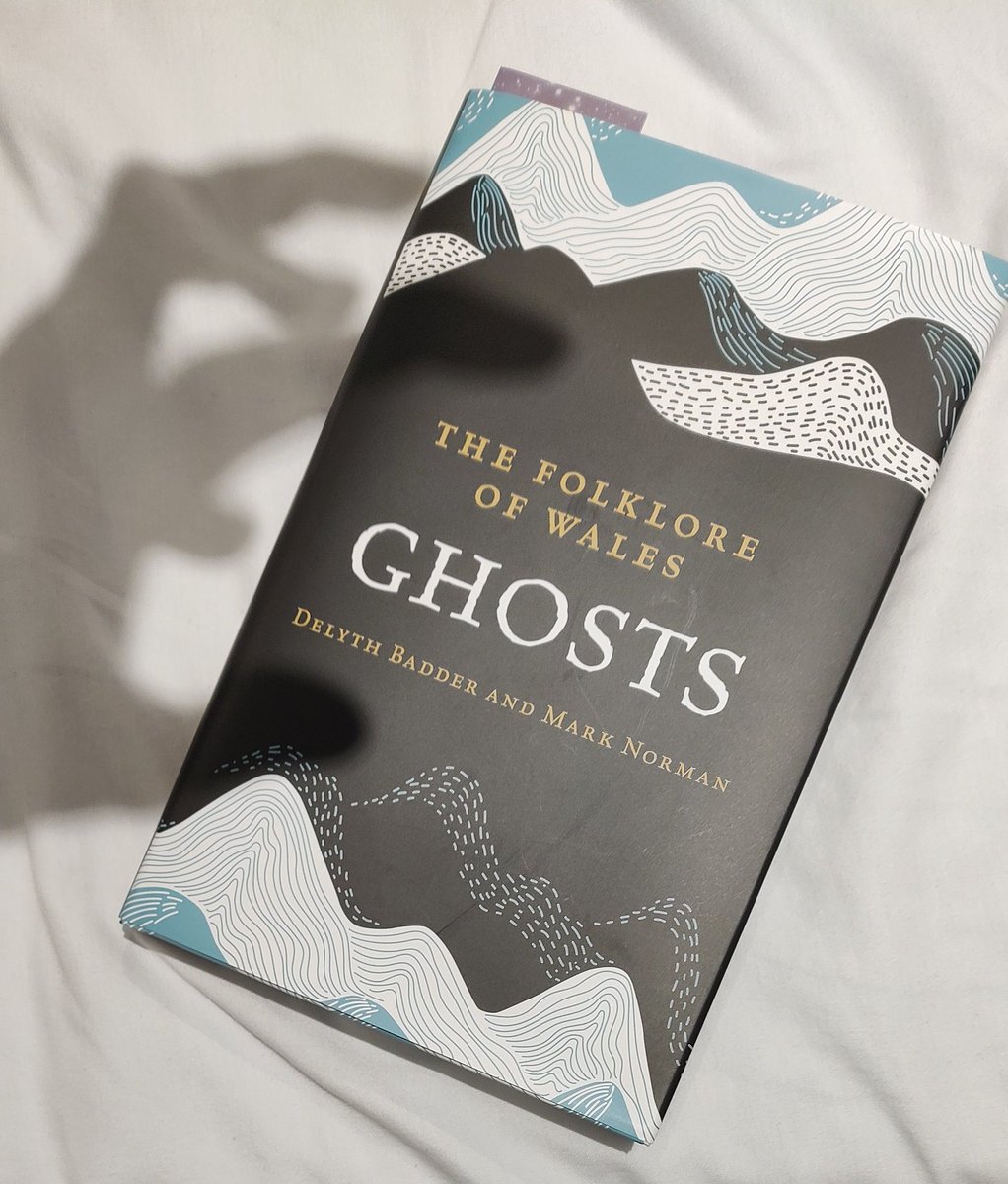 NeilMorrisWriter (@neil_writer) on Twitter photo #booktwt
My read for the weekend
The Folklore of Wales
GHOSTS
by Delyth Badder and Mark Norman
<a href="/delythbadder/">Dr Delyth Badder</a> #booktwt
My read for the weekend
The Folklore of Wales
GHOSTS
by Delyth Badder and Mark Norman
<a href="/delythbadder/">Dr Delyth Badder</a>