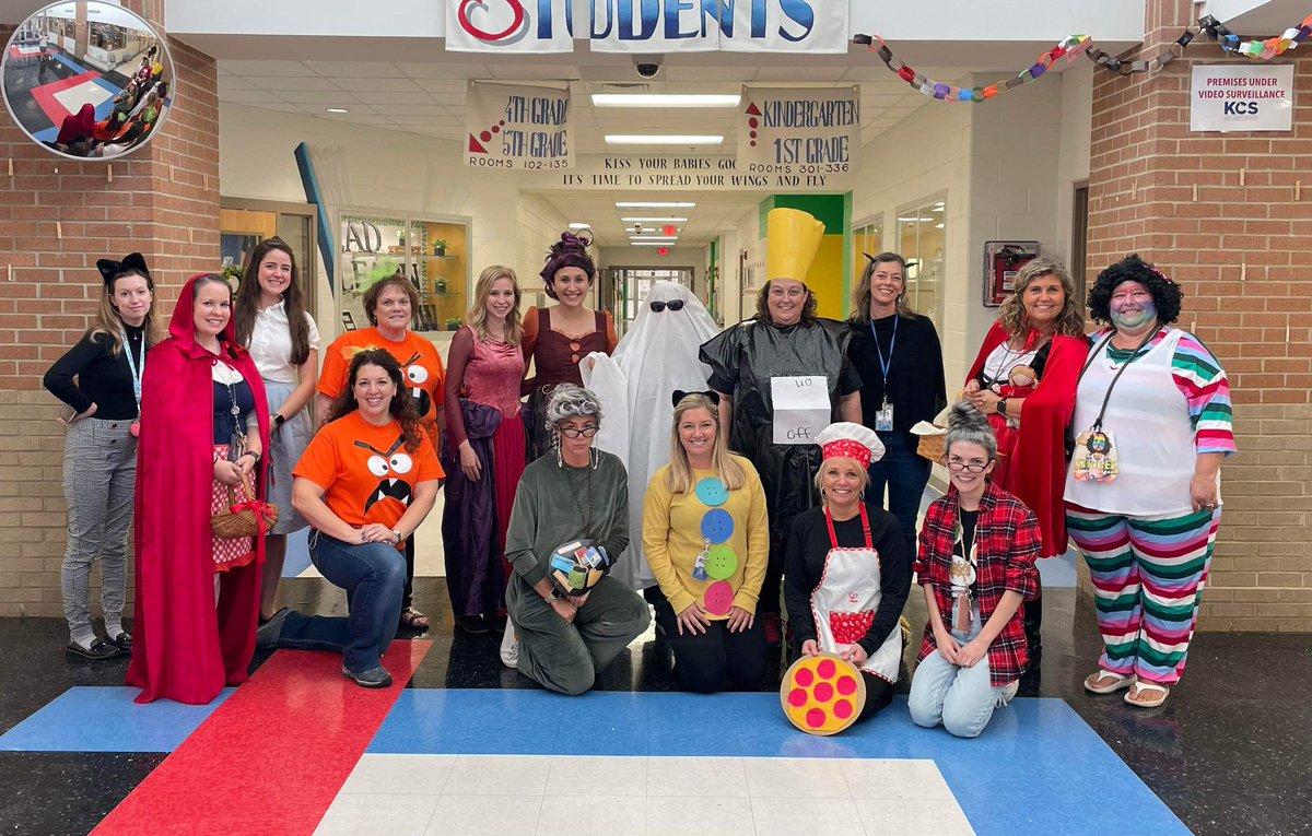 We finished off Kindness Week with Book Character Day! What a fun week we had spreading Kindness! Congratulations to our two classrooms who had the longest kindness chains - Mrs. Walker’s 5th grade and Mrs. Lawson’s 1st grade.