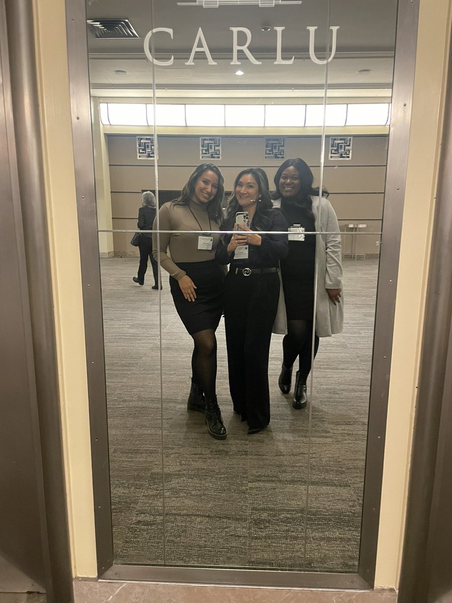 Today we attended the The Advocates'​ Society Women in Litigation Symposium getting some inspiration from some highly accomplished women litigators. 

Very informative to hear from so many with different career paths to our own.

<a href="/priyaankab/">pri, JD.</a> <a href="/Advocates_Soc/">Advocates' Society</a>