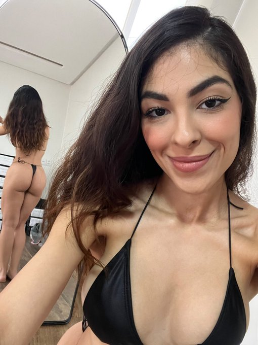 hi say it back (please i'm lonely) https://t.co/lxX6KSR1ud