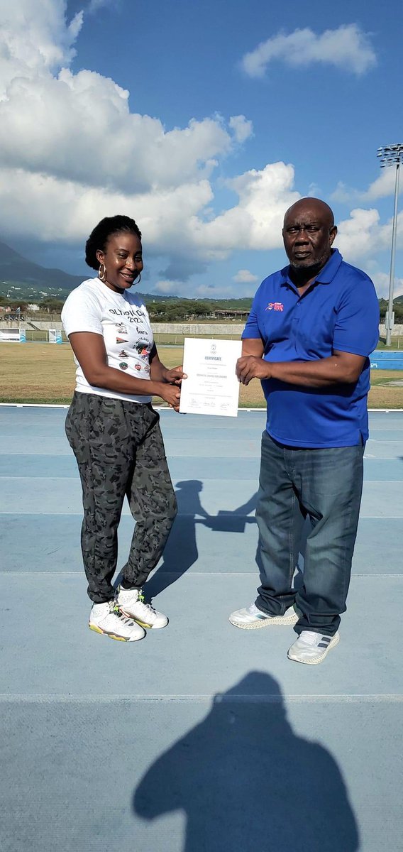 ItsAnthonyfos's tweet photo. St Kitts and Nevis Athletics is thrilled to announce that our top-level local coaches have had the opportunity to collaborate with internationally respected Jamaican coach, Mr. Glen Mills. Kudos to all of our coaches! https://t.co/YmodiTYztn