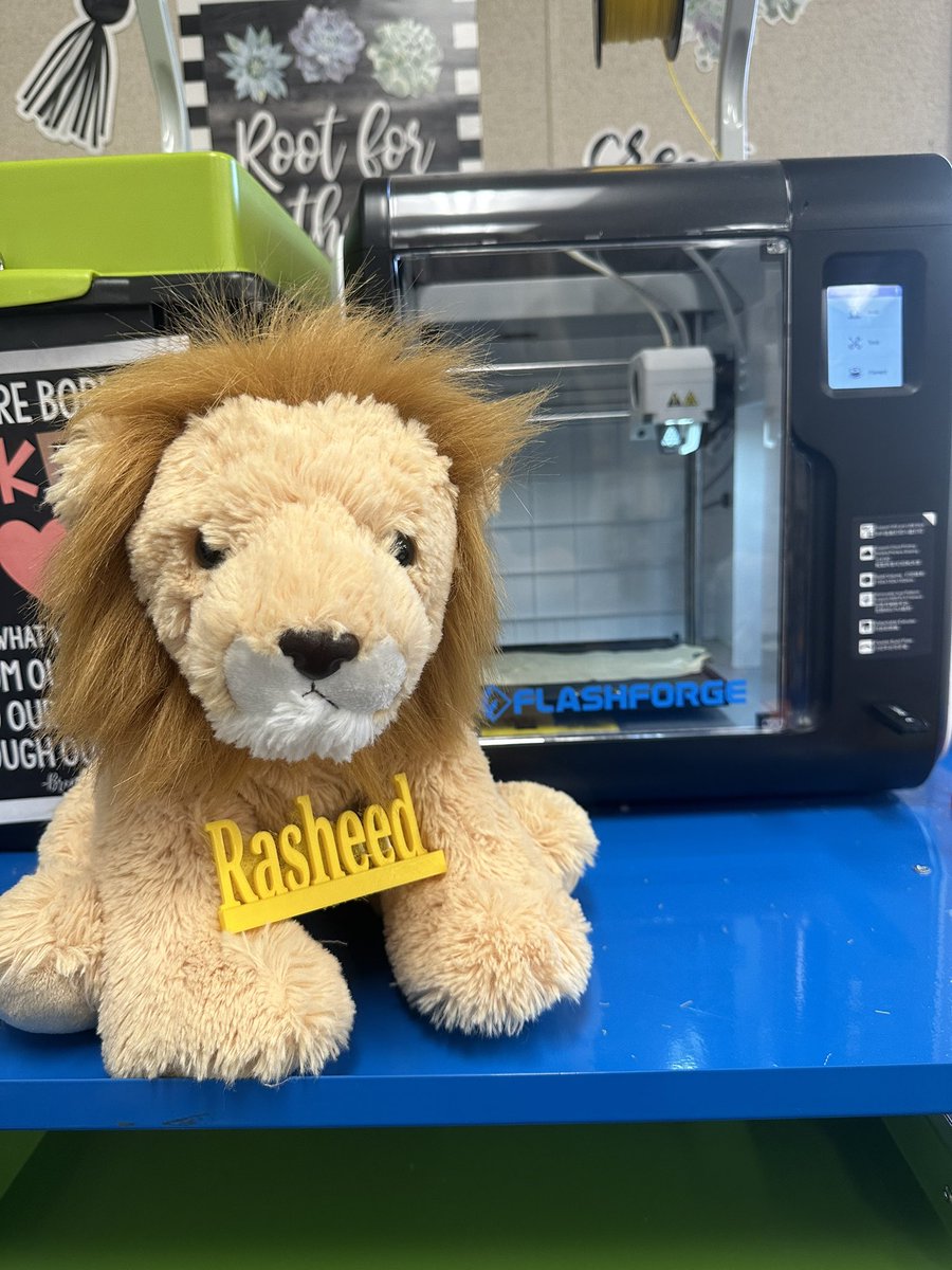 Stefaniebburnet's tweet photo. First graders are studying names in Phonics and Social Studies - using Tinkercad they designed and created name plates #wwprsd #edcoté #3dprinting #technology #tinkercad #flashforce #firstgrade https://t.co/TilvZRFsv6