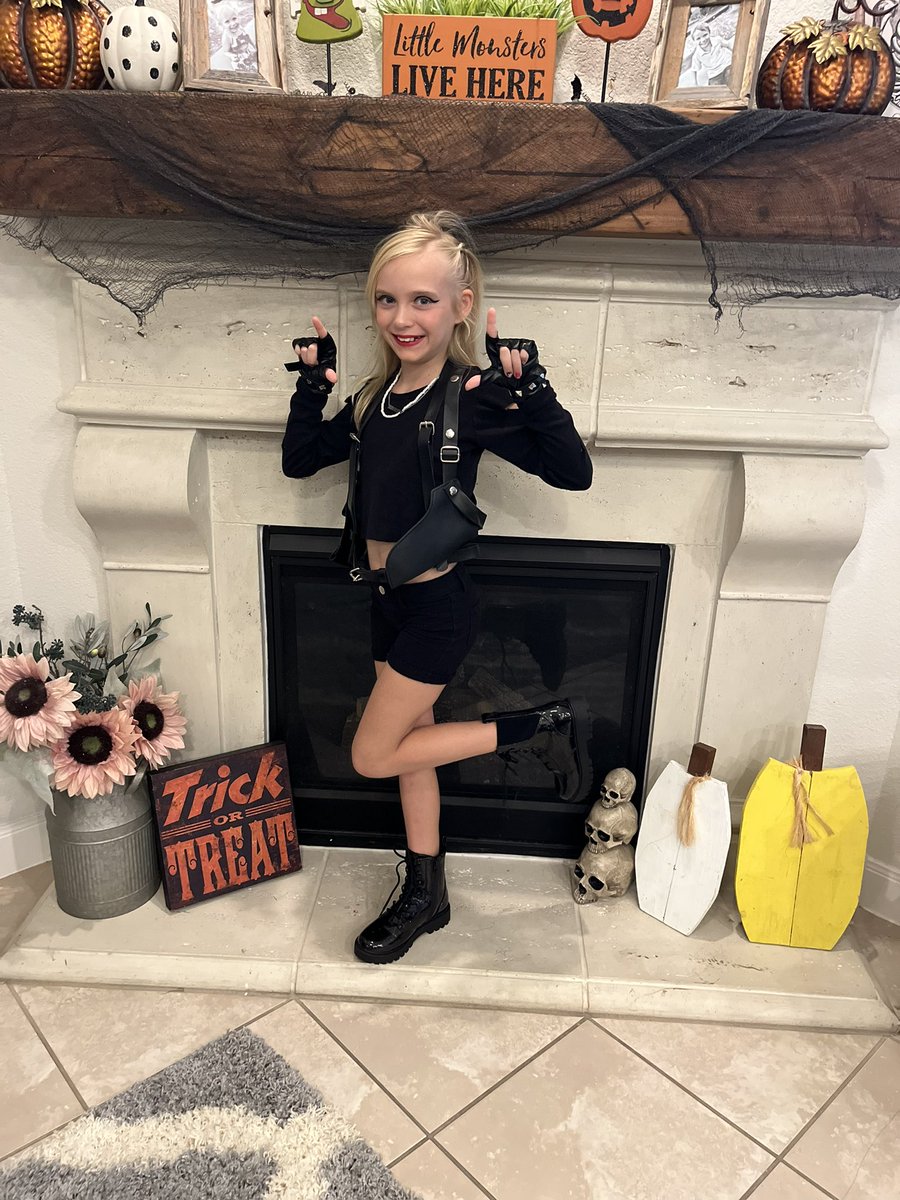 Ginni Nichols (@mrs_nicholsces) on Twitter photo “Cause Baby we got Bad Blood” 🩸 <a href="/taylorswift13/">Taylor Swift</a> <a href="/taylornation13/">Taylor Nation</a> #TaylorSwift1989 #badblood #Swiftie #Halloween2023 “Cause Baby we got Bad Blood” 🩸 <a href="/taylorswift13/">Taylor Swift</a> <a href="/taylornation13/">Taylor Nation</a> #TaylorSwift1989 #badblood #Swiftie #Halloween2023
