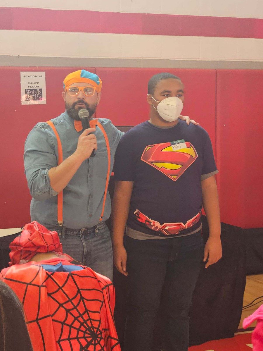 We had the BEST time at the Memorial Middle dance! 🎃👻 thank you so much for having us, always such a nice event! <a href="/kristinewiess/">Kristine Wiess</a>