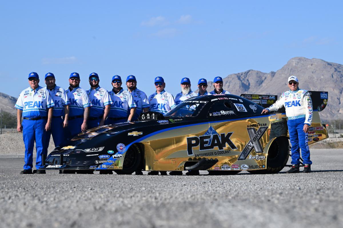 FORCE SPORTING NEW PEAK LOOK IN VEGAS - #DragRacingNews - FULL STORY HERE - competitionplus.com/drag-racing/ne…