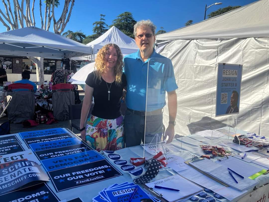 WVPple's tweet photo. Last Saturday we joined our friends at North Valley Dems & @TRnorthirdge tabling the Granda Hills Street Faire w/ our #ResignStafferB petition.
We spread the word in the community & met many Valley voters shocked to learn about @CD12LA lies! 😲 https://t.co/arlmO0I3XA