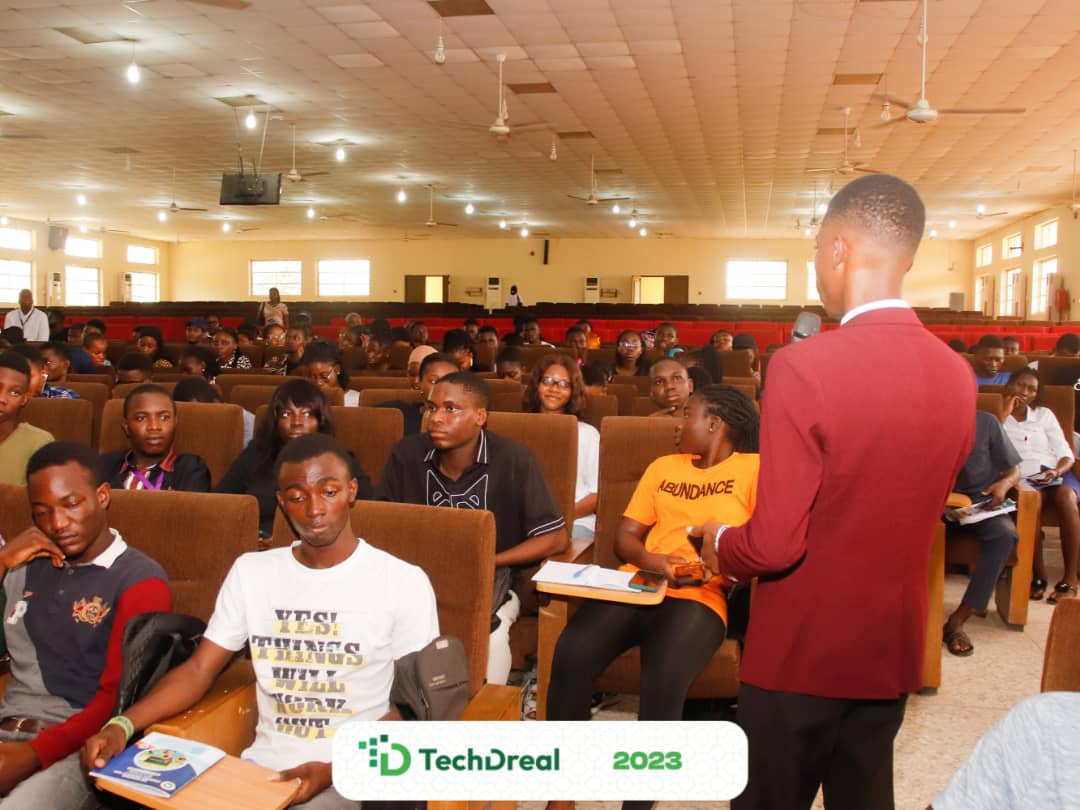 Dee_sagacious's tweet photo. Seeing an audience of over 500 people listen to me for two days kept me on my toes beyond my imagination. It also made me believe that anything, really, is possible!
#Techdreal
#Techdrealconference
#techdrealchallenge https://t.co/hFTA4yE94N