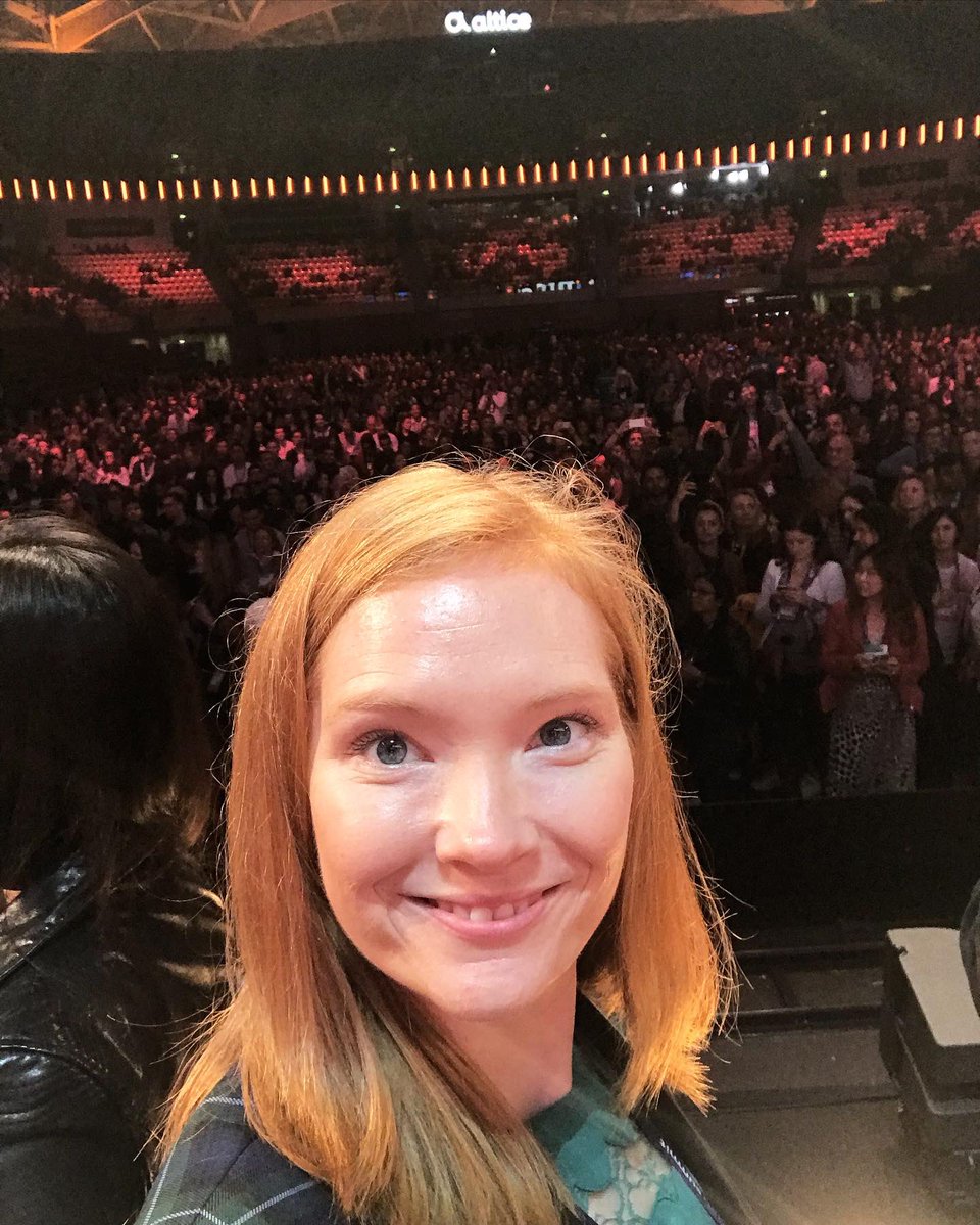 SimpsonDaniK's tweet photo. At age 25  I was an opera singer at 30 I was running my own SaaS 
at 35 I am an Audio Post Production Editor.

A lot can change in a short amount of time if you have the courage to go after what you want. https://t.co/0erZuIqvEI