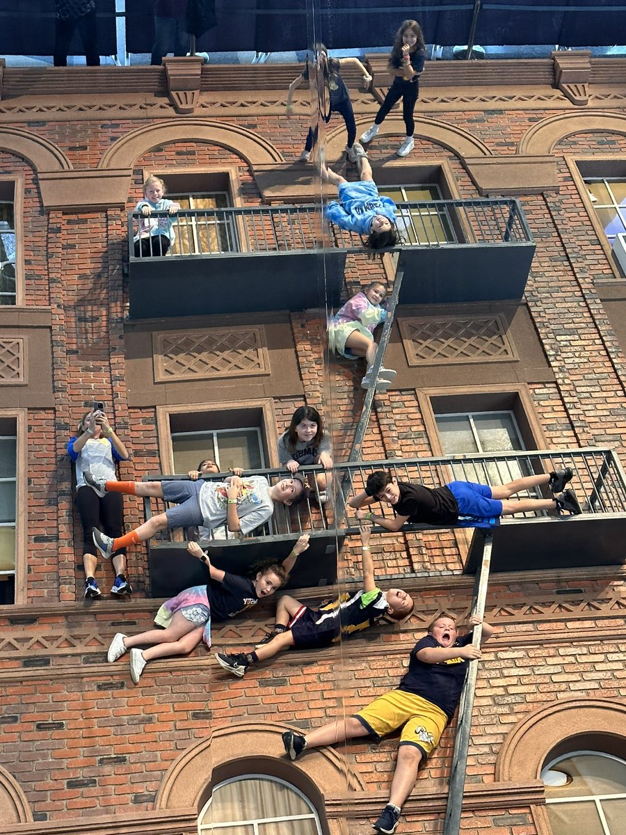 Lauren Murphy  tweet media