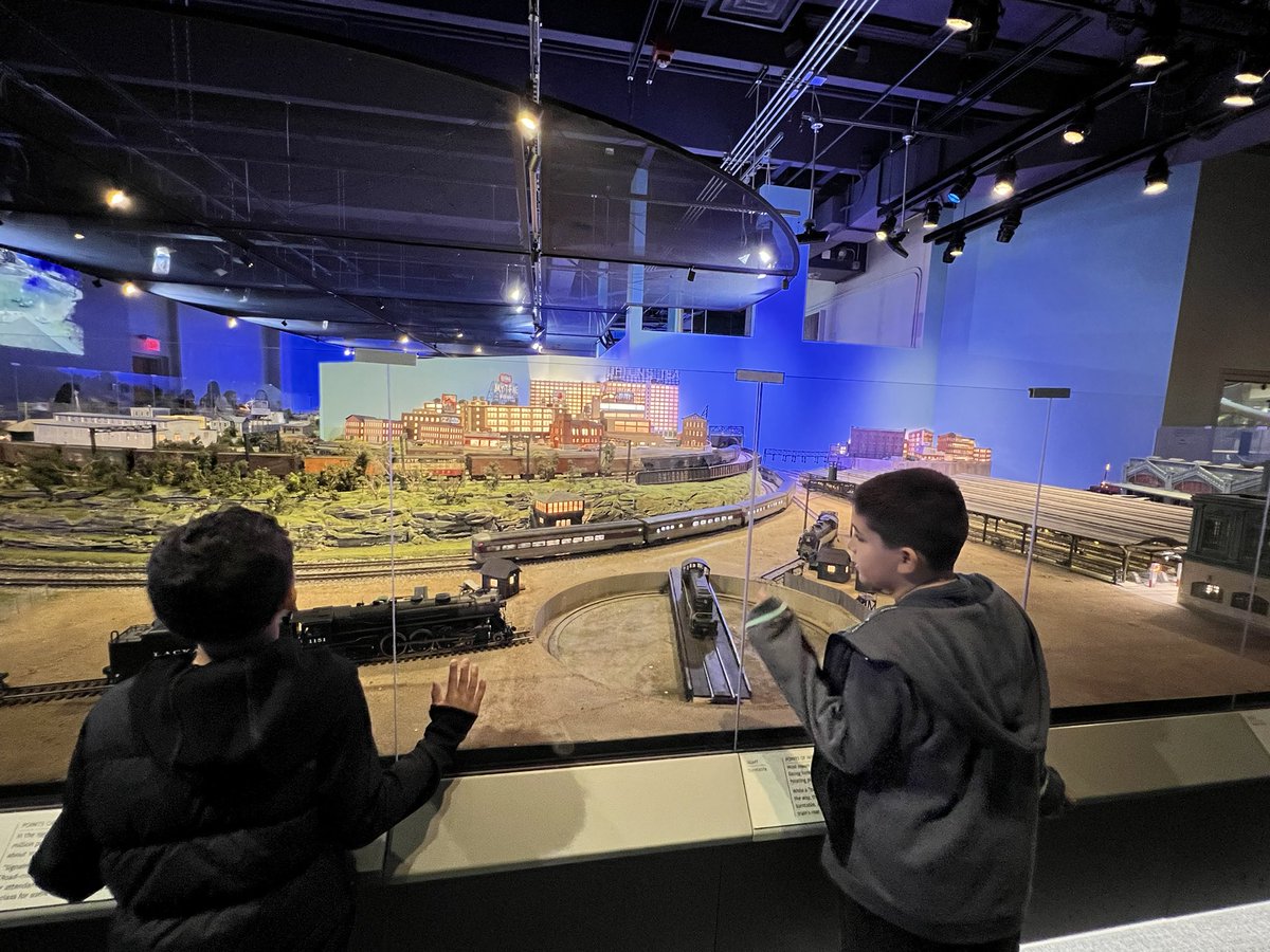 Lauren Murphy  tweet media