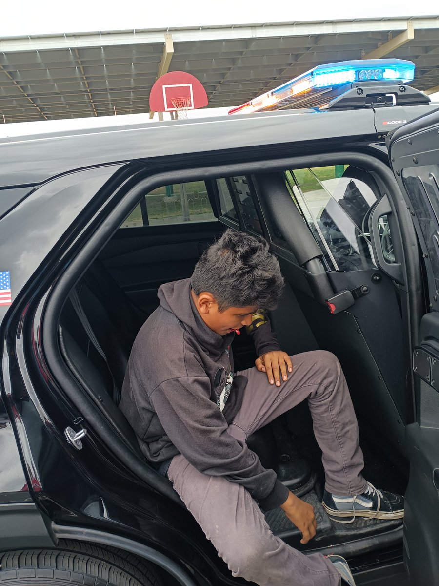 learnin2educate's tweet image. Great Red Ribbon Week at Nicolas Jr HS. Students participated in a number of activities and events. Here at Nicolas, we are Drug Free