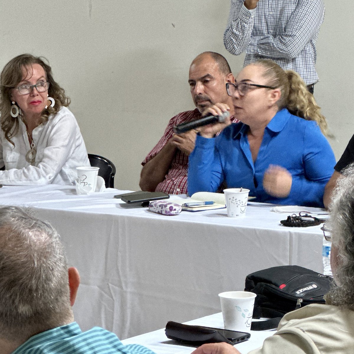 Integrantes del Grupo de Trabajo de #LaSauceda nos reunimos para analizar las acciones y anuncios recientes sobre este espacio tan querido por las y los hermosillenses. 💚

Desde la ciudadanía, continuamos promoviendo su rehabilitación integral y sustentable💧🌳
#RedHCV