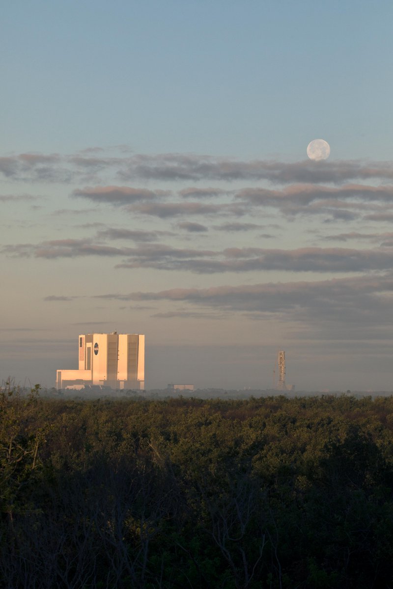 The Hunter's Moon, October's full moon, will appear in the sky with the gas giant Jupiter at 4:24pm EDT (2024 UTC) on Saturday, Oct. 28.
 
The earliest written use of the term "Hunter's Moon" is from 1710, according to the Oxford English Dictionary: moon.nasa.gov