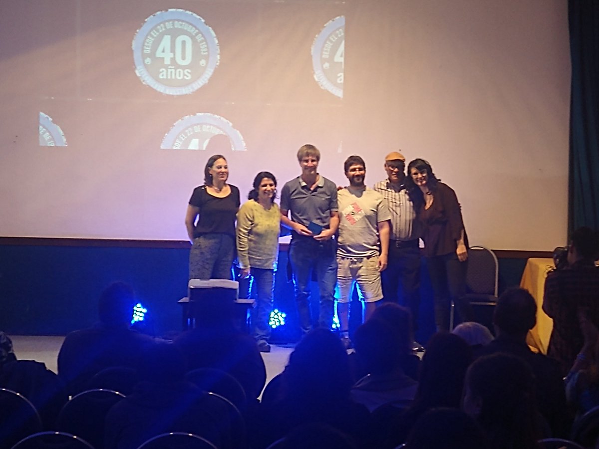 beter3's tweet photo. A la hora de los reconocimientos, nuestro compañero @maquedaguiller1 de #Adunc Fiske es homenajeado el los 40 años del gremio, entre otros ex secretarios de asentamientos https://t.co/nmnZkpF4Ur